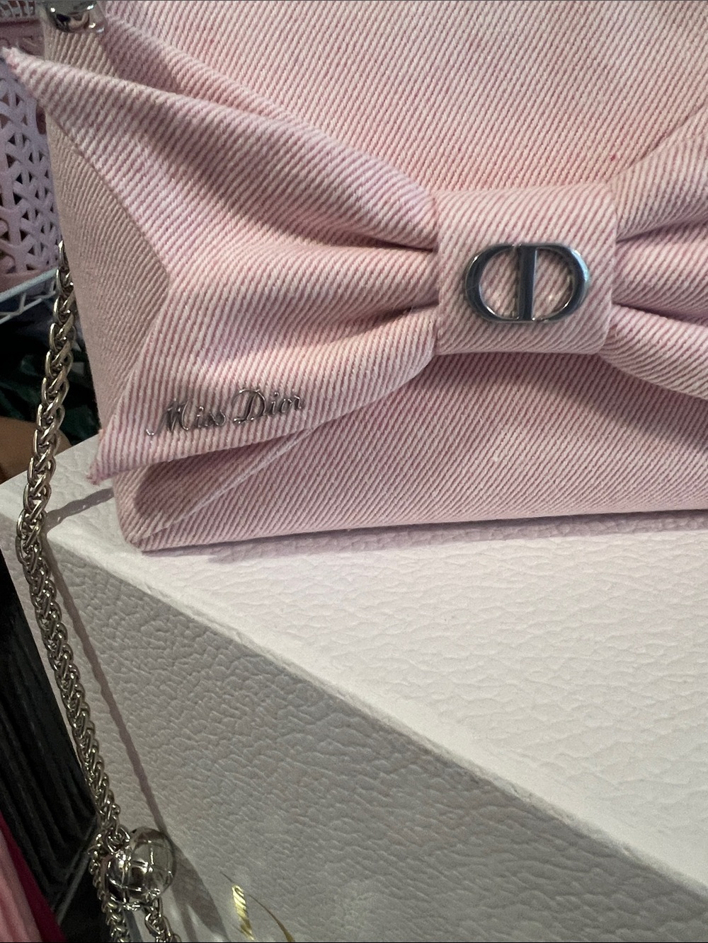 Dior Light Pink Bow Mini Bag with Adjustable Silver Chain - Picture 6 of 9